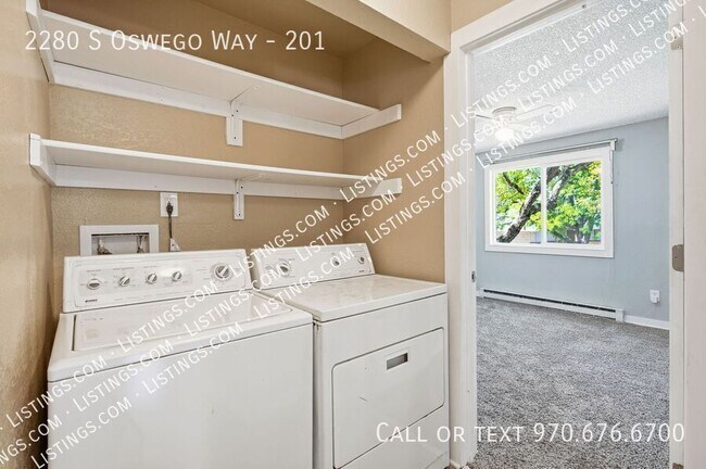 Building Photo - 2280 S Oswego Way