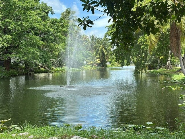 Building Photo - 5391 SW 35th Ct