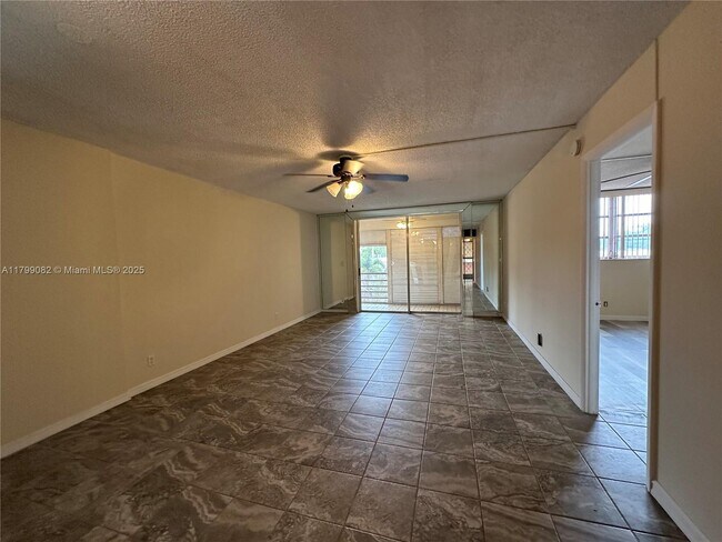 Building Photo - 403 NW 68th Ave
