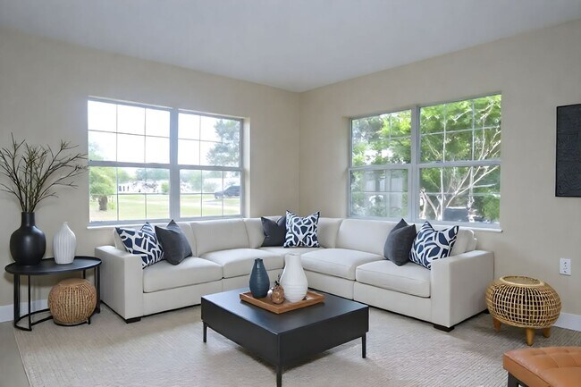 Building Photo - 1/2 OFF 3 Bedroom, 1 Bathroom Home for Ren...