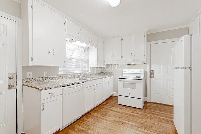 Building Photo - 125 YMCA Rd