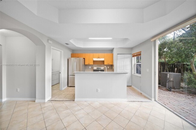 Building Photo - 4970 White Mangrove Way E