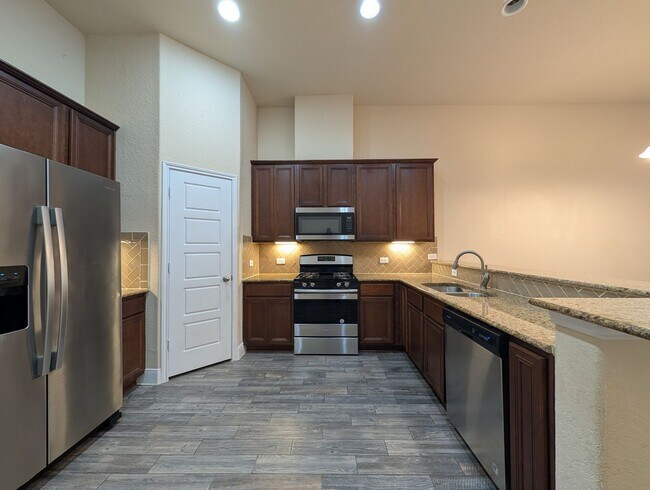 Building Photo - 1243 Old FM 306