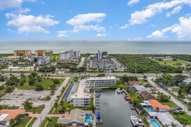 Building Photo - 1595 N Atlantic Ave