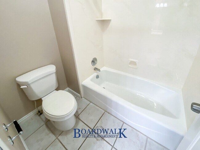 Building Photo - Stunning Draper Home with Finished Basement & Backyard Retreat