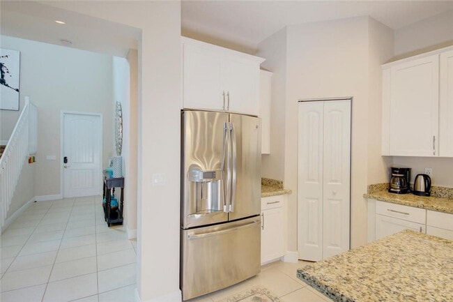 Building Photo - 495 NE Abaca Way