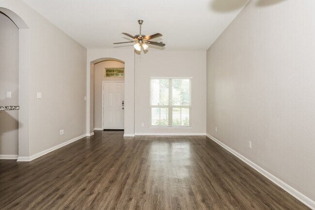 Building Photo - 131 Brock's Ln