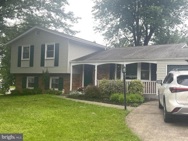 Primary Photo - 219 Wildman St NE
