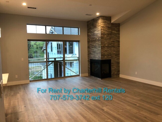 Building Photo - Beautiful, brand new, Fountaingrove home in convenient location near Keysight, Medtronic, Fountai...