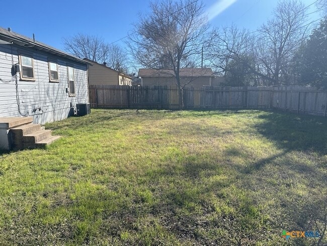 Building Photo - 1206 Culp Ave