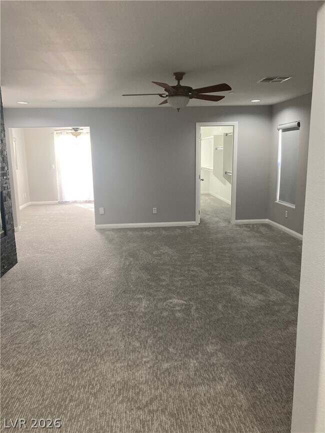 Building Photo - 7020 N Albatross Attic St