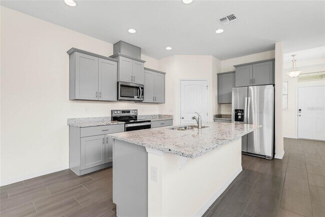 Building Photo - 11150 Sound Shr Dr