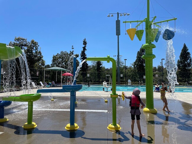 Building Photo - 1260 Corte Famosa