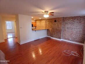 Building Photo - 24 Cataract St