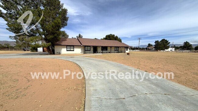 Building Photo - 14945 Flathead Rd