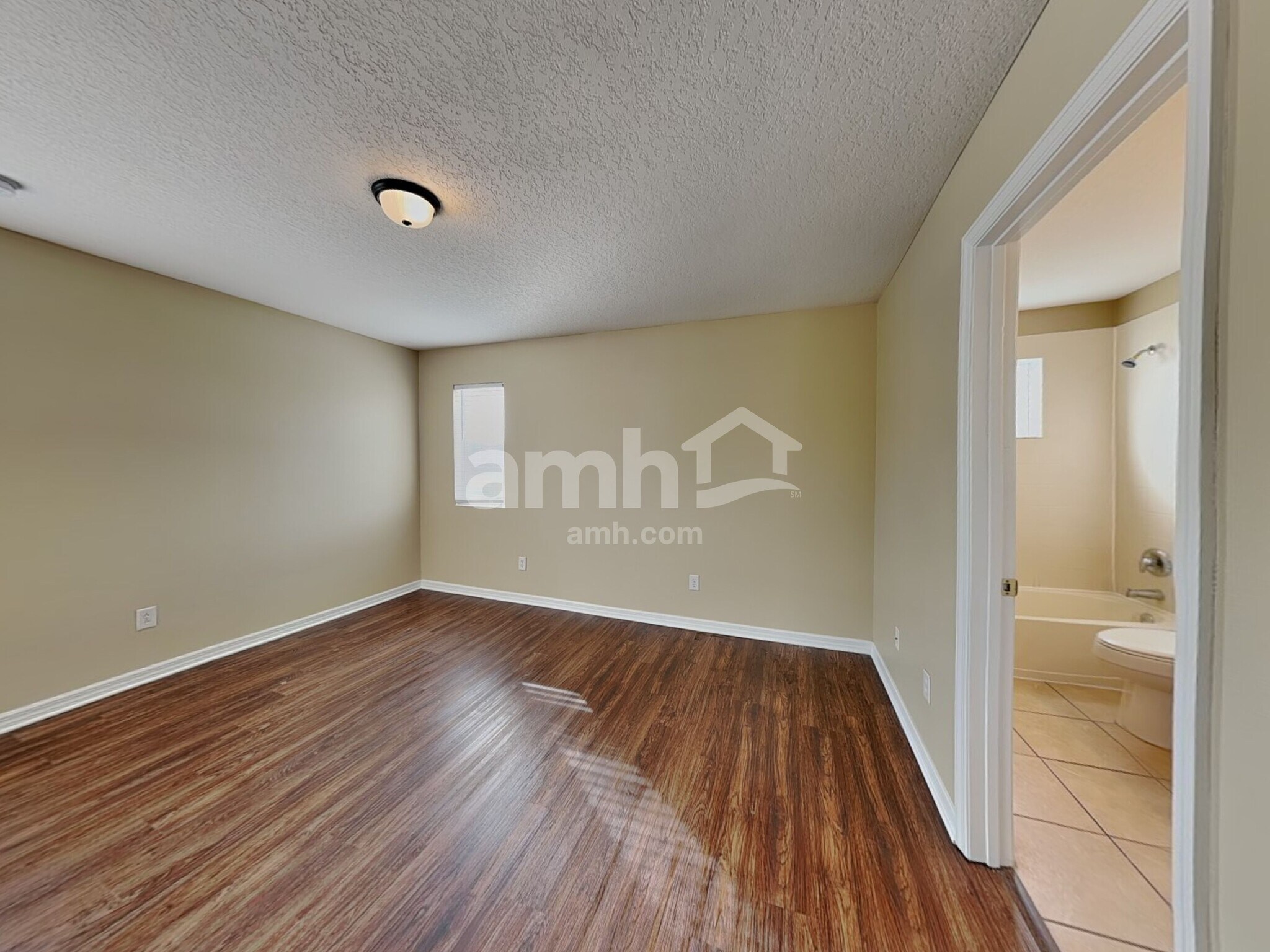 Building Photo - 1419 Hunterman Ln