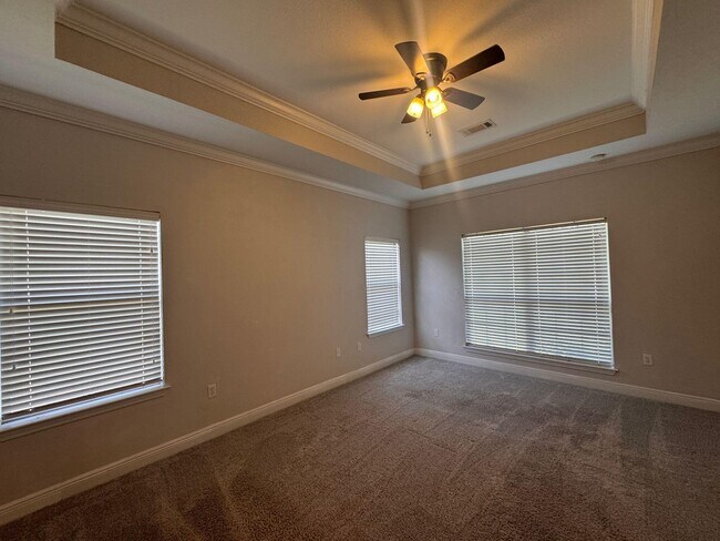 Building Photo - 744 Lime Ln