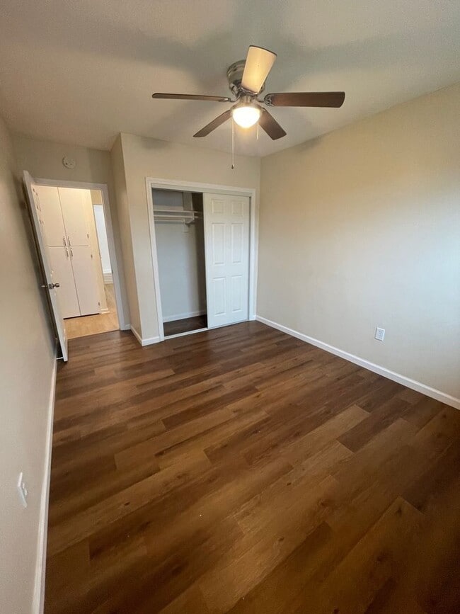 Building Photo - Beautifully Upgraded 3bed 2 bath Front House