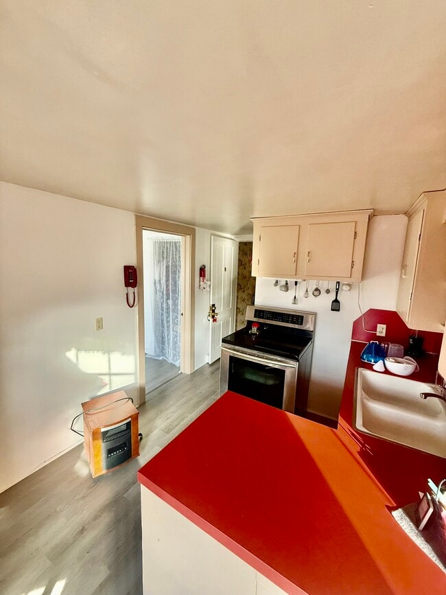 Building Photo - 999 Coddington Rd