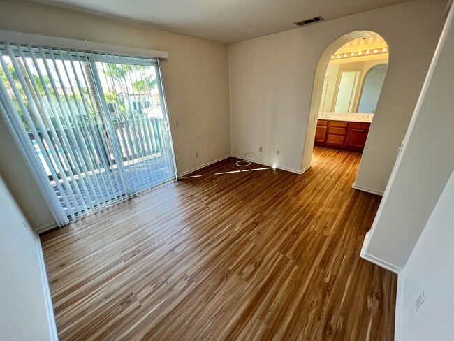 Building Photo - Montego Bay 2 bedroom Condo with AMAZING v...
