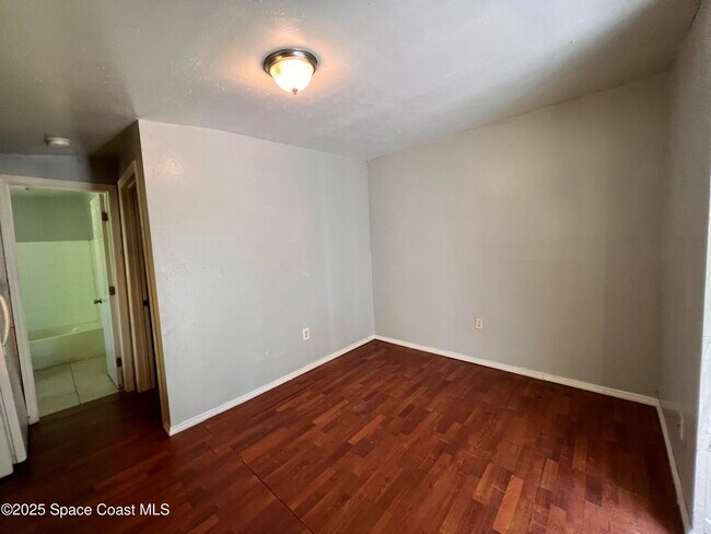 Building Photo - 420 Rock Pit Rd