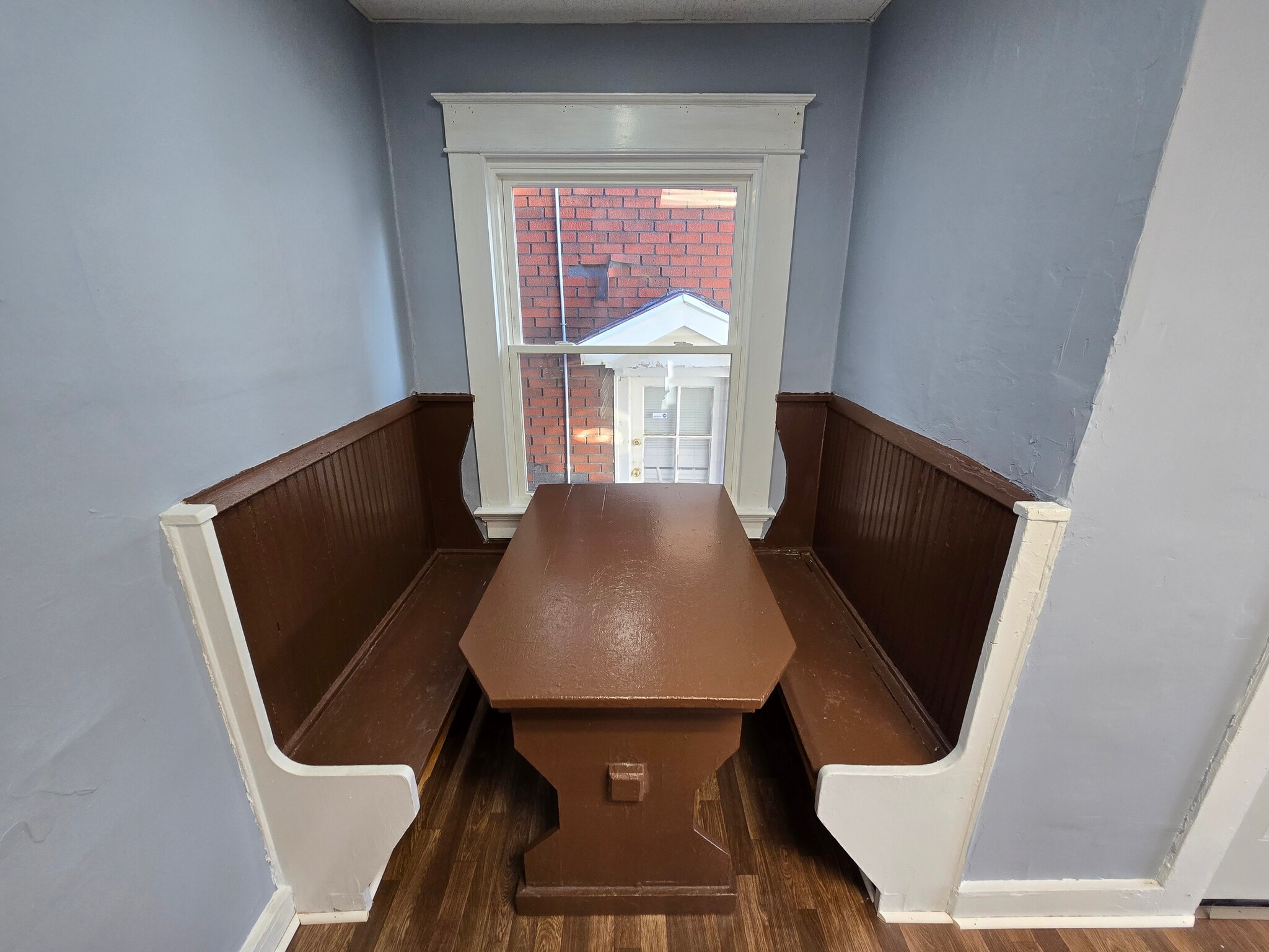 Building Photo - 526 Richmond Ave