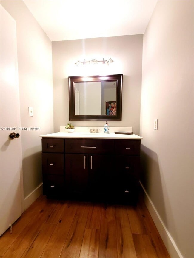 Building Photo - 3619 Torremolinos Ave