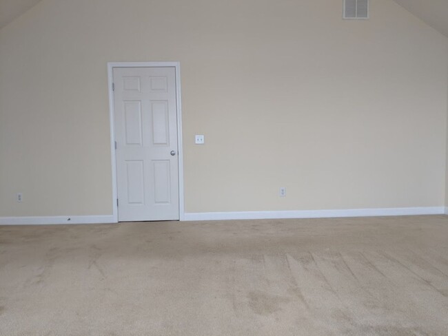 Building Photo - COMING SOON!!......King of The Hill – Your...