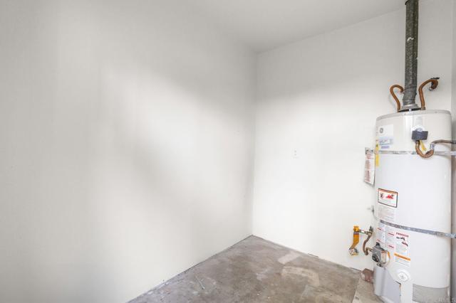 Building Photo - 10575 Caminito Glenellen