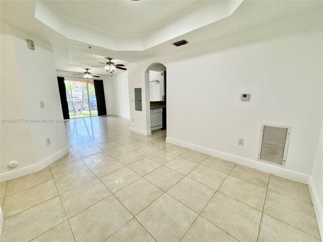 Building Photo - 6540 NW 114th Ave