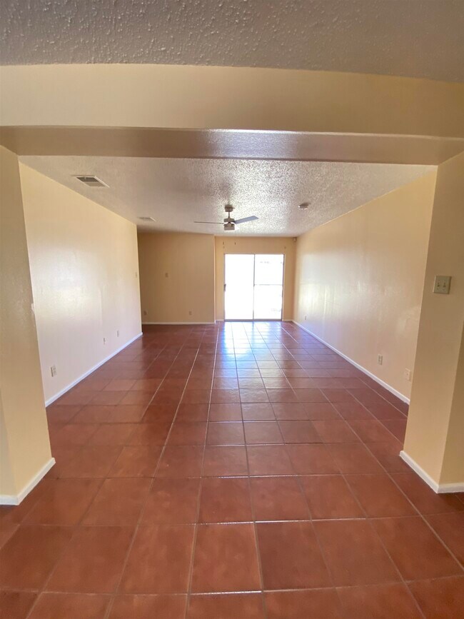 Building Photo - 1801 Denmark Ln