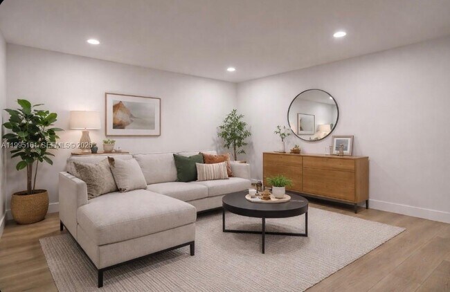 Building Photo - 345 Michigan Ave