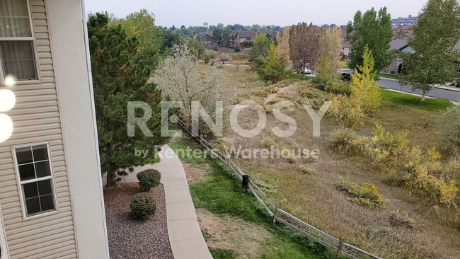 Building Photo - Available August 2026 - 2 bedroom + Office Penthouse condo new paint, carpet, Whirlpool appliance...