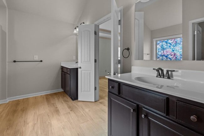 Building Photo - 5155 Roseman Trail