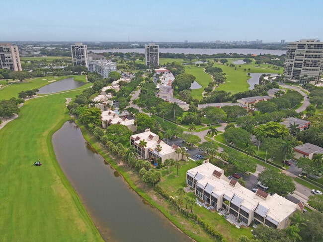 Building Photo - 1701 Presidential Way