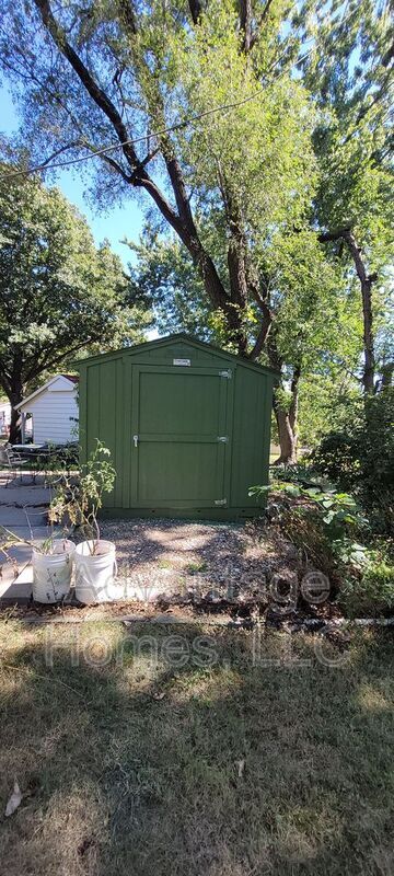 Building Photo - 8914 Grandview Dr