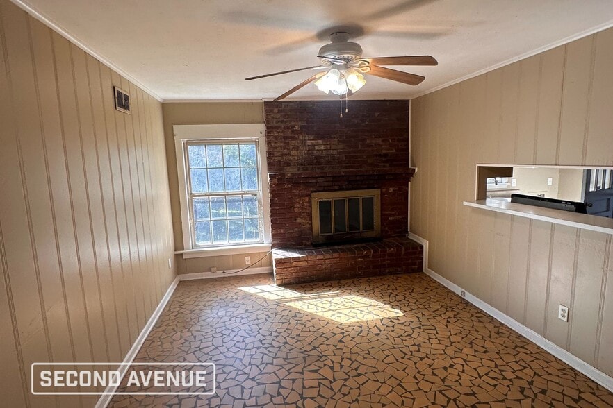 Building Photo - 4477 Yale Rd