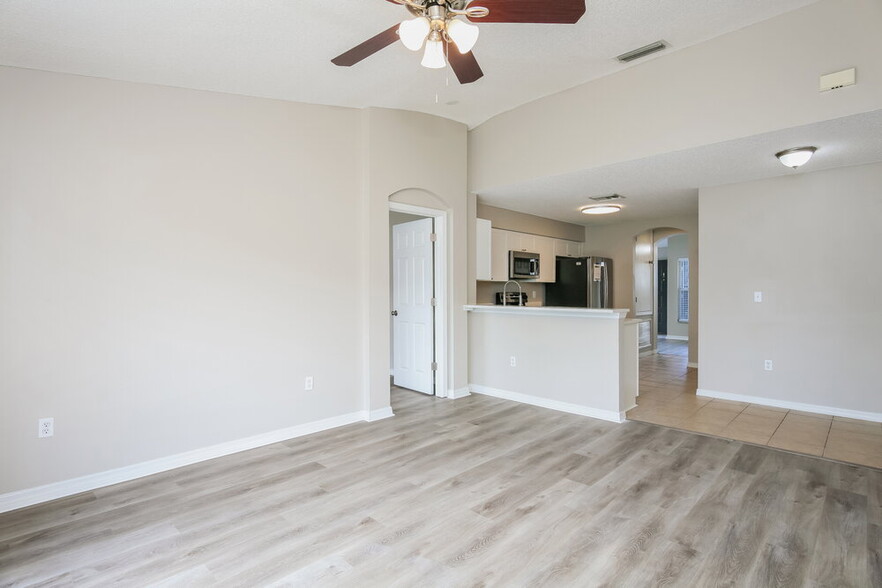 Building Photo - 6226 Chapel Pines Blvd