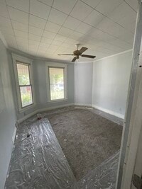 Building Photo - 722 Jackson Ave