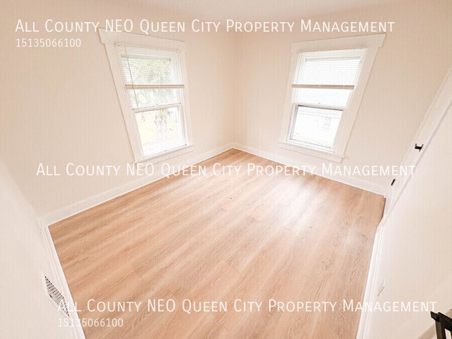 Building Photo - 2117 Sherer Ave