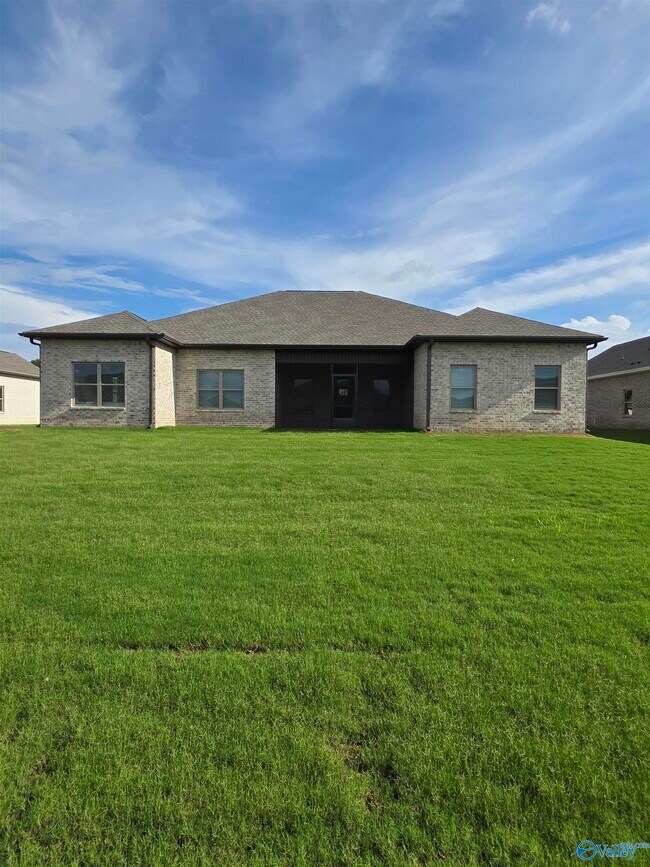 Building Photo - 22635 Donahue Dr