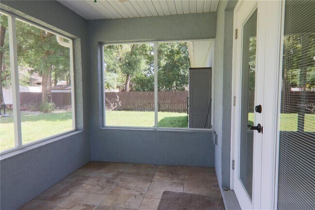 Building Photo - 16381 SE 82nd Ct