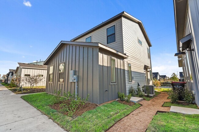 Building Photo - 3235 Loam Ln