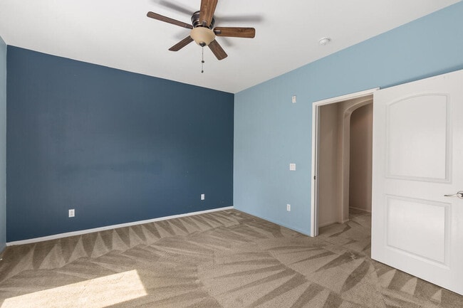 Building Photo - 245 Paseo Gregario