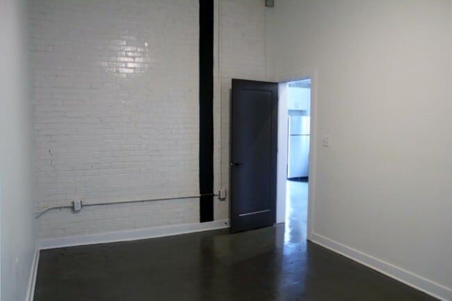 Building Photo - Culpeper Lofts - Building B