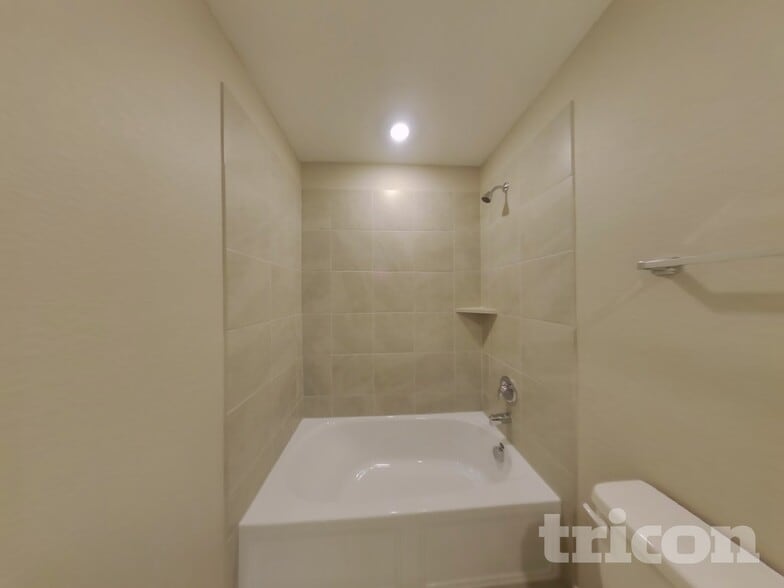 Building Photo - 8901 Red Fox Trl