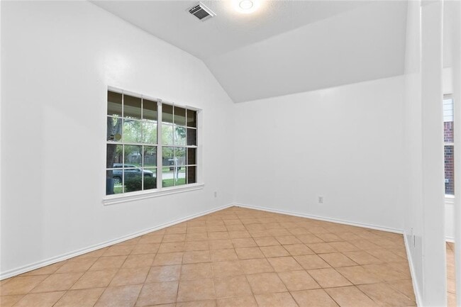 Building Photo - 15323 Redbud Berry Way