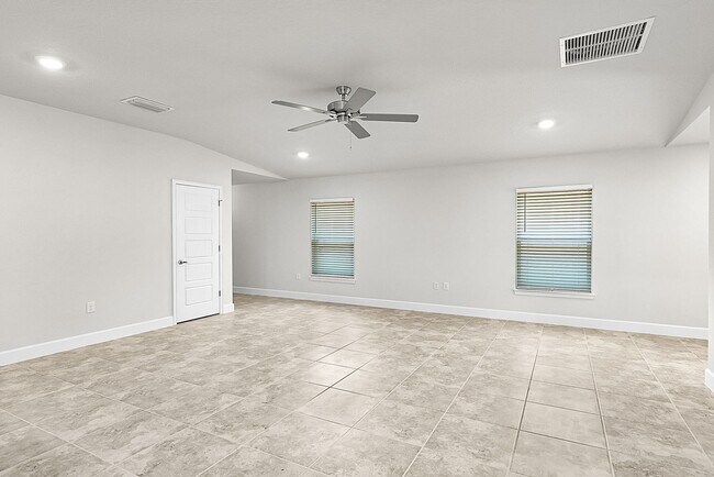 Building Photo - 1063 Grantham Ln