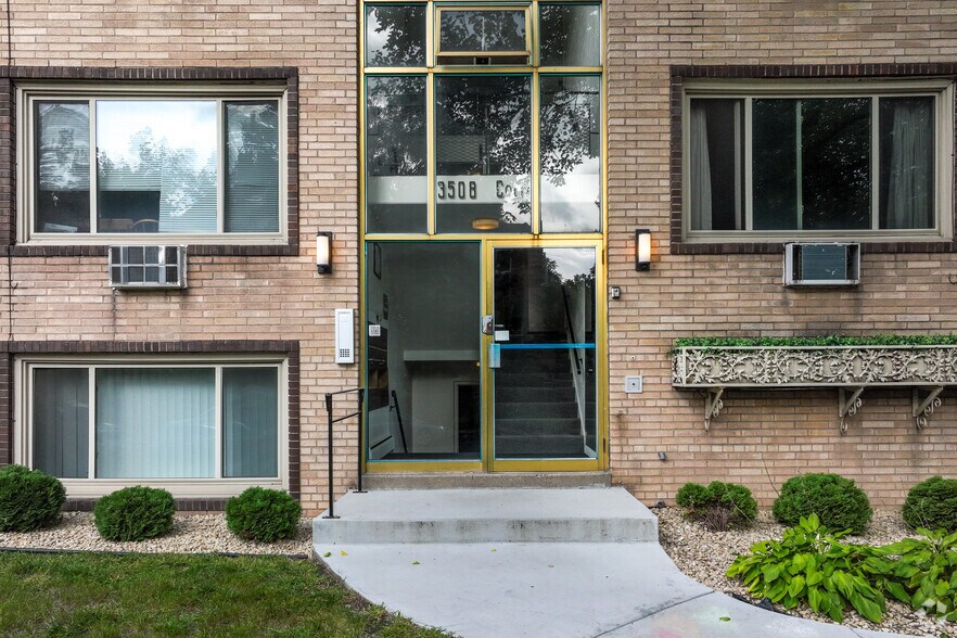 Entrance - 3508 Colfax Ave S