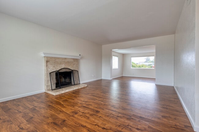 Living Room - 4338 Mount Elbrus Ct